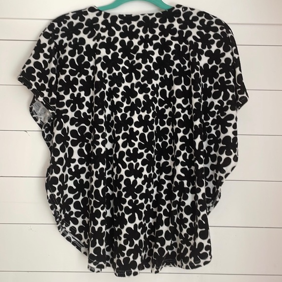 MARIMEKKO black and white kids terry  towel poncho - Picture 9 of 9